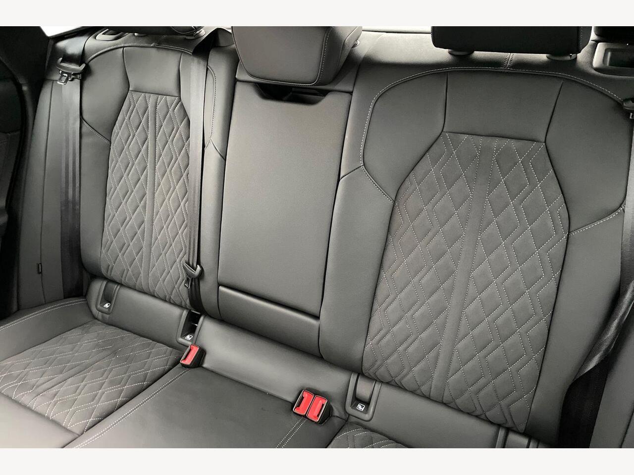 Used Audi Q6 e-tron 2025 for sale - 77164041: Photo 9