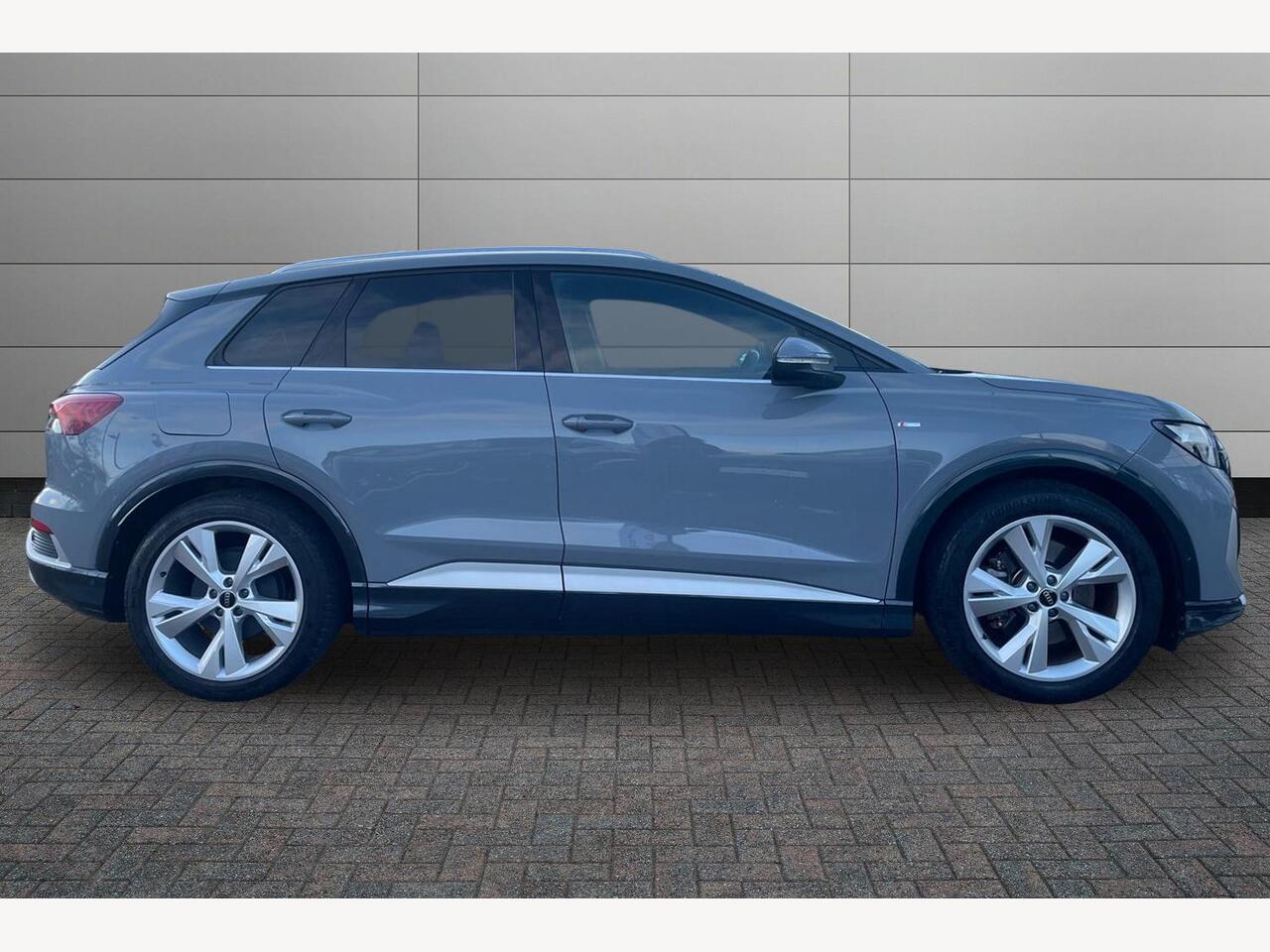 Used Audi Q4 e-tron 2022 for sale - 77809800: Photo 4