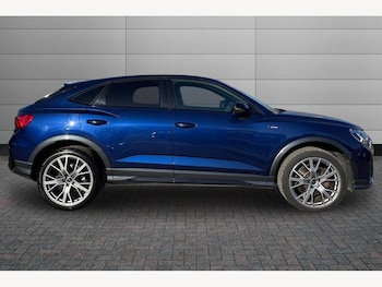 Used Audi Q3 2023 for sale - 78244019: Photo