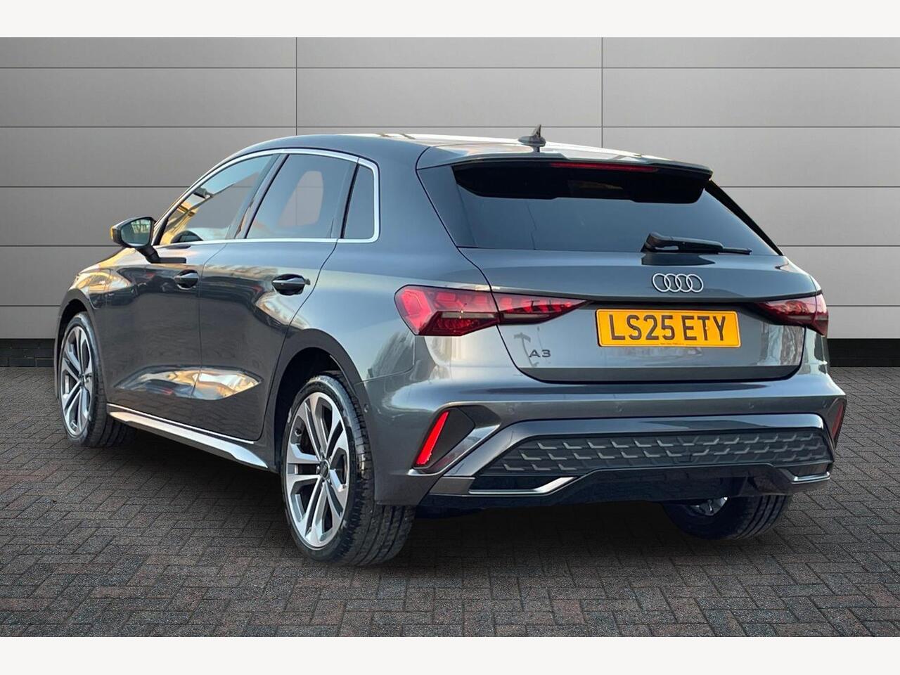 Used Audi A3 2025 for sale - 76680491: Photo 3