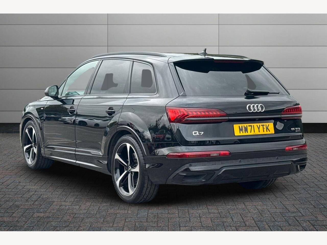 Used Audi Q7 2022 for sale - 76675231: Photo 3