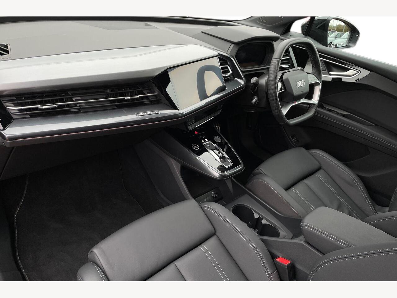 Used Audi Q4 e-tron 2025 for sale - 77145497: Photo 2