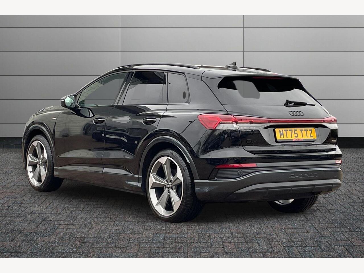 Used Audi Q4 e-tron 2025 for sale - 77145497: Photo 4