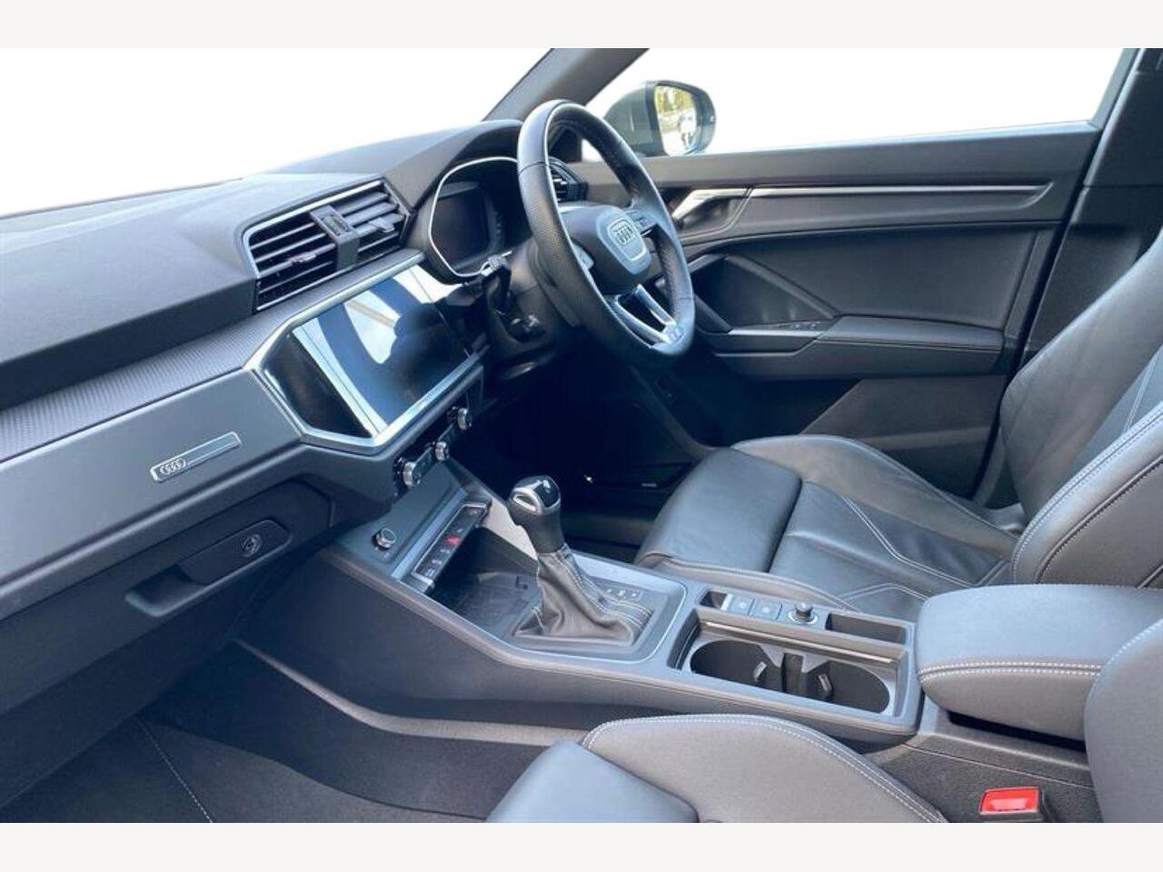 Used Audi Q3 2024 for sale - 77092285: Photo 2