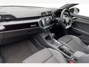 Used Audi Q3 2023 for sale - 78135193: Photo