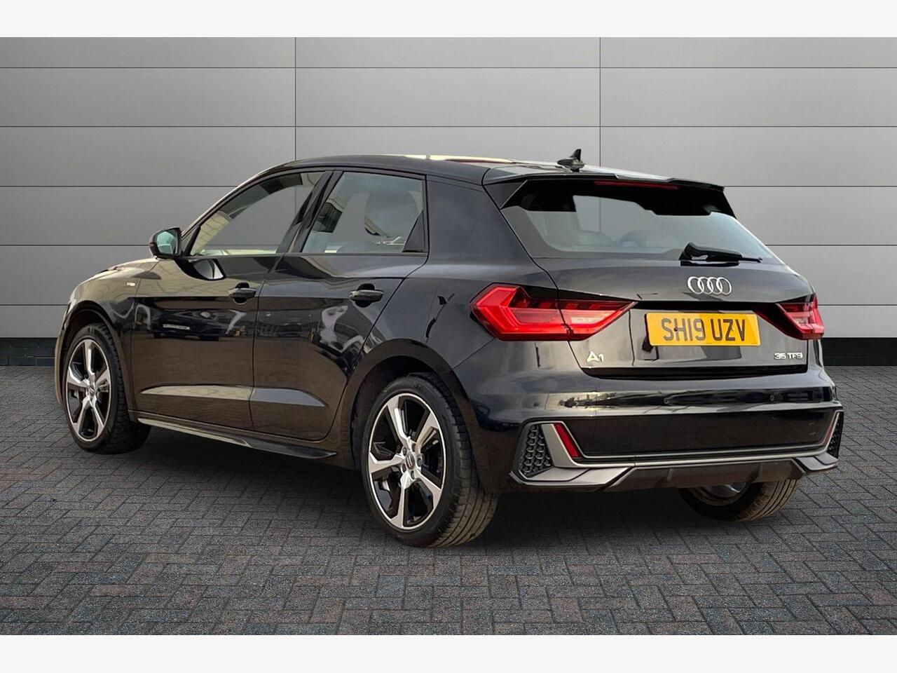 Used Audi A1 2019 for sale - 77164061: Photo 4