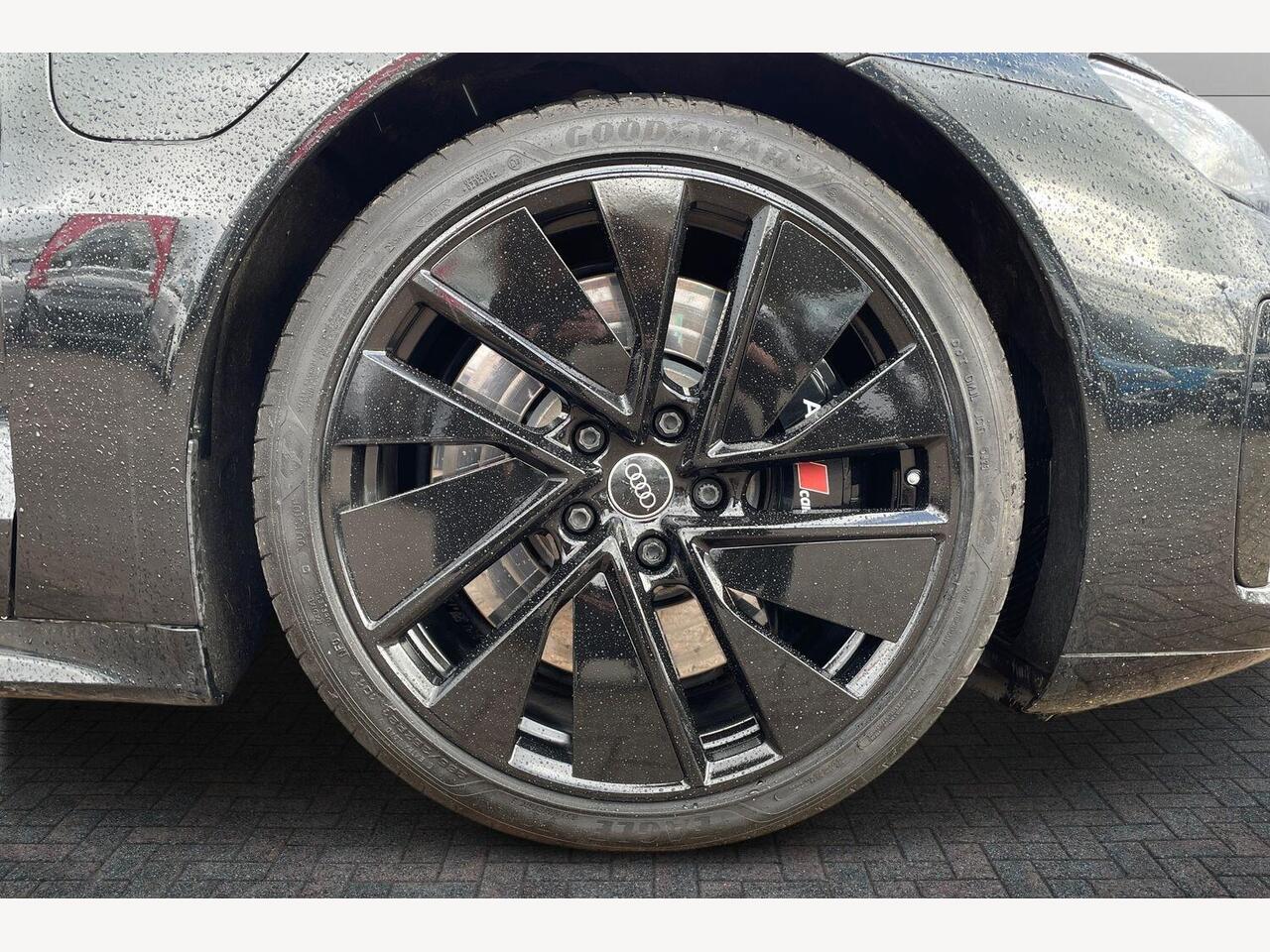 Used Audi RS e-tron GT 2022 for sale - 78021842: Photo 5