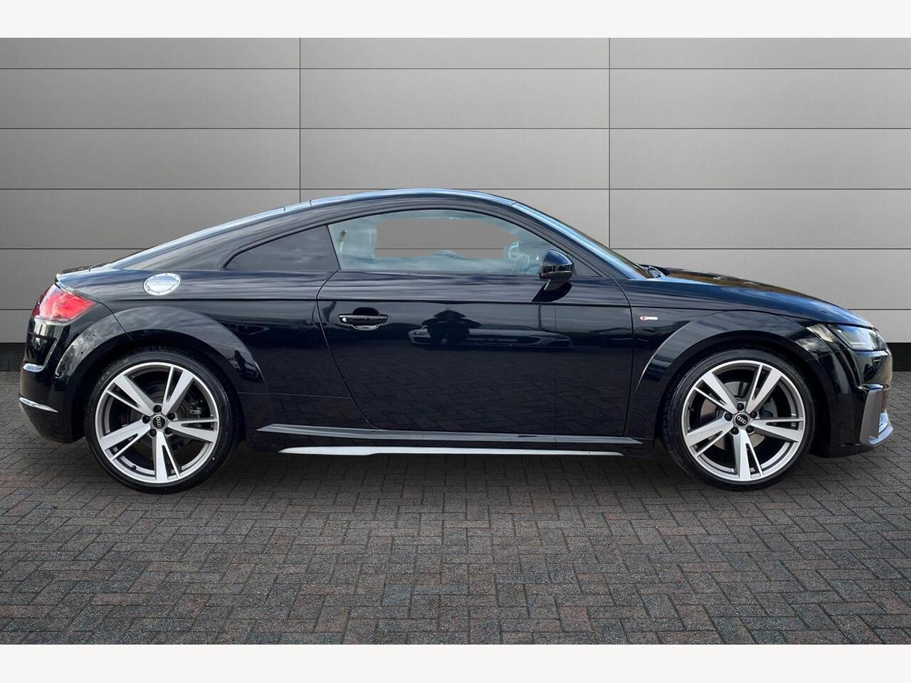 Used Audi TT 2022 for sale - 76675237: Photo 4