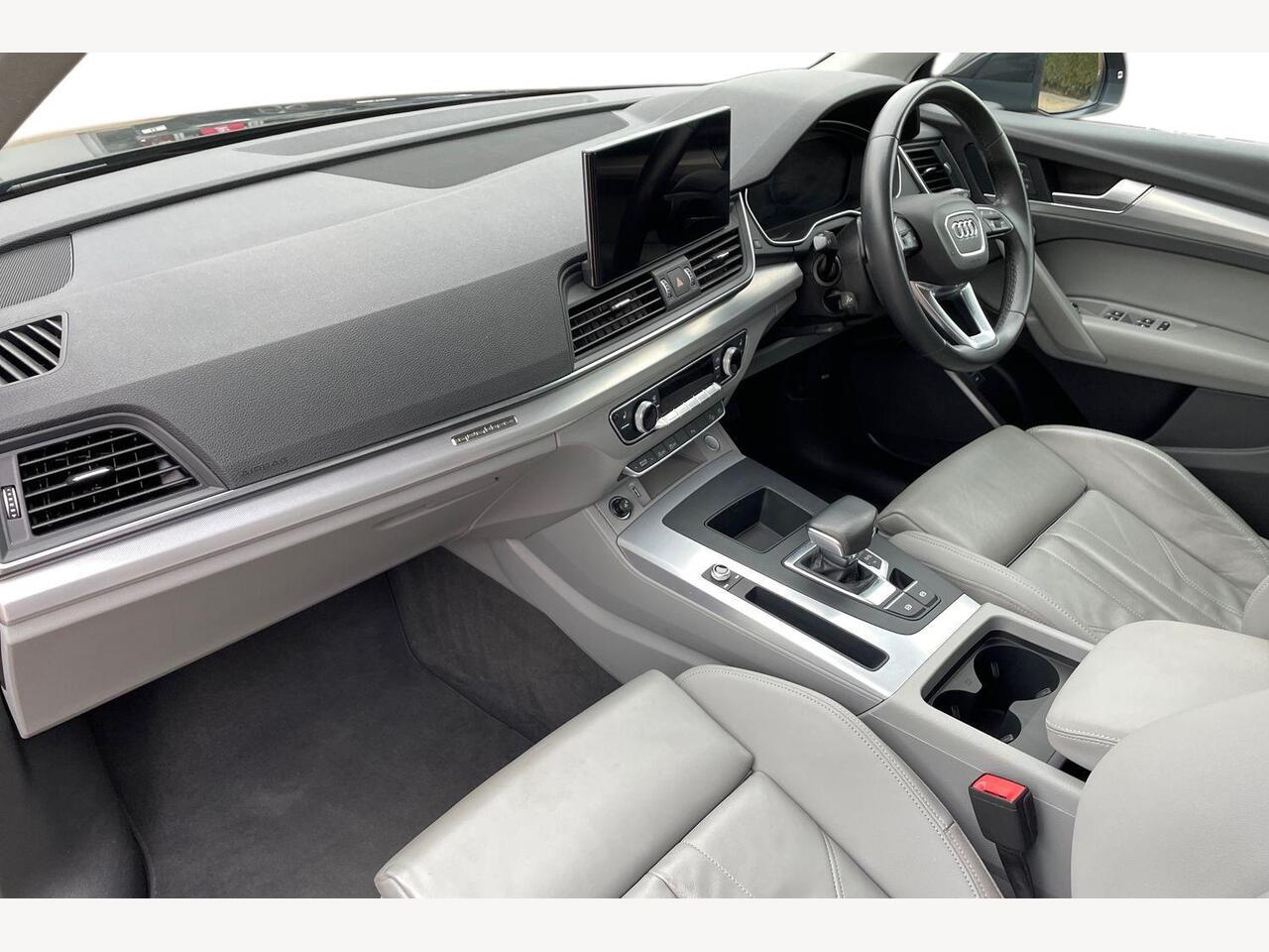 Used Audi Q5 2021 for sale - 76674558: Photo 2