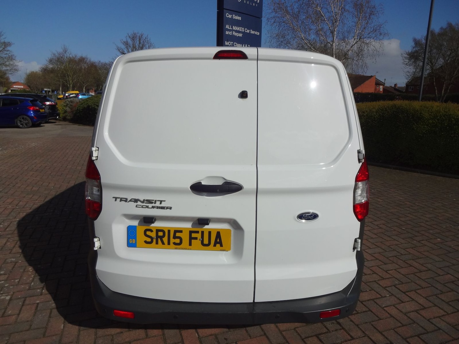 Used Ford Transit Courier 2015 for sale - 78049929: Photo 6