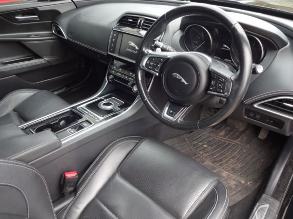 Used Jaguar XE 2018 for sale - 77698352: Photo 16