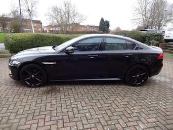Used Jaguar XE 2018 for sale - 77698352: Photo