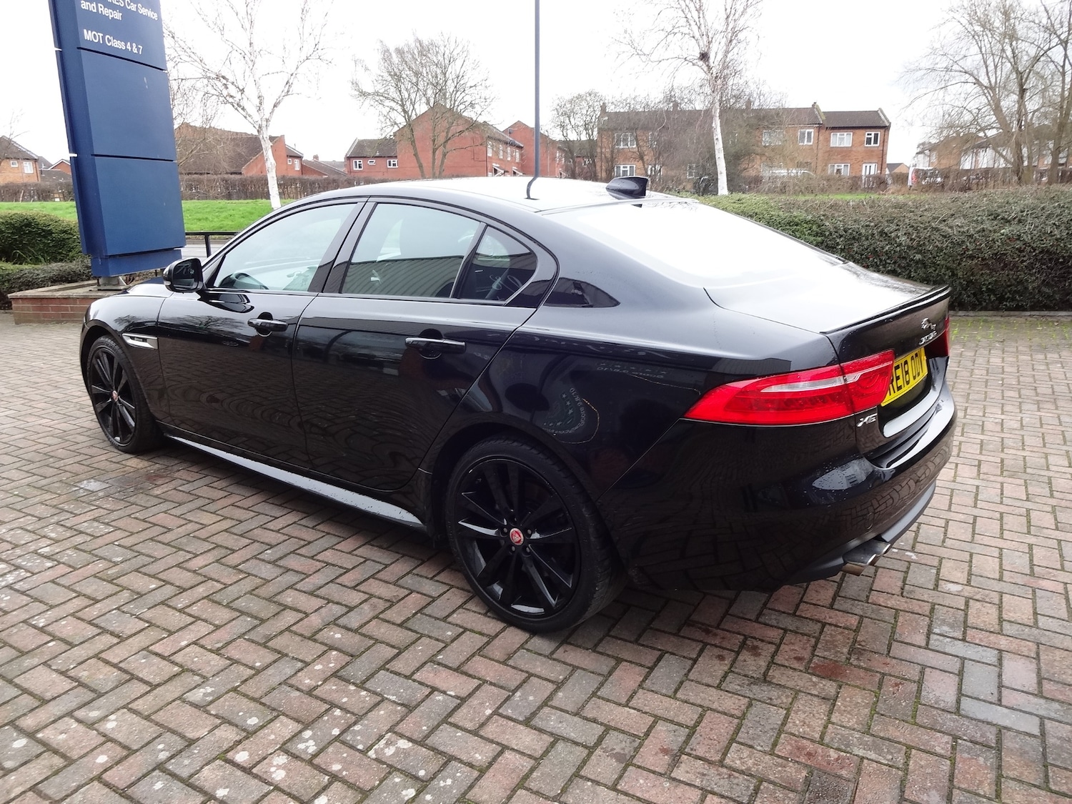 Used Jaguar XE 2018 for sale - 77687787: Photo 5