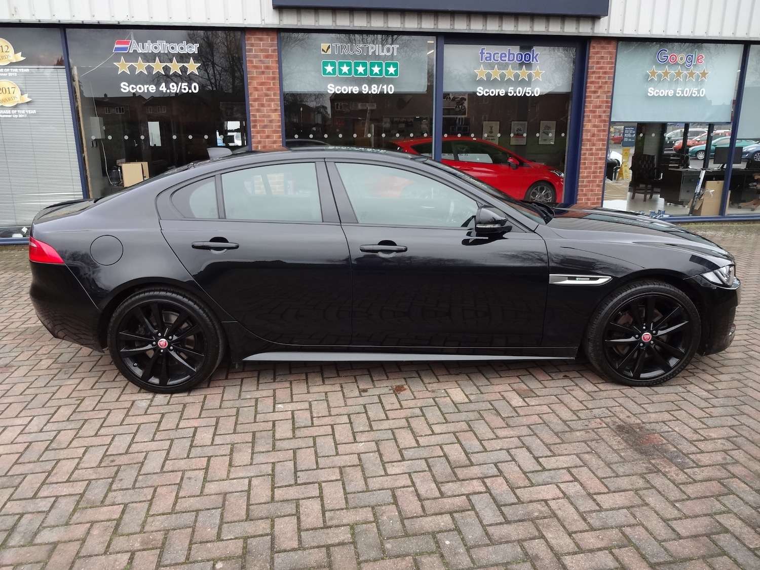 Used Jaguar XE 2018 for sale - 77687787: Photo 8