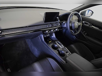 Used Honda Civic 2024 for sale - 76154378: Photo 2
