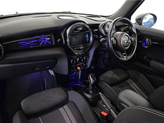 Used MINI Hatch 2018 for sale - 76692769: Photo 2