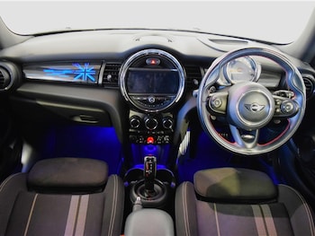 Used MINI Hatch 2018 for sale - 76692769: Photo