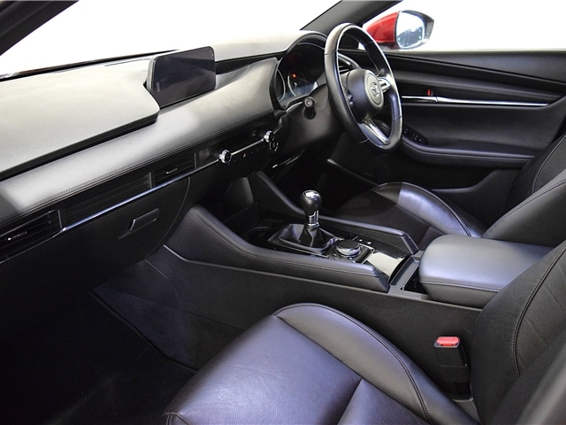 Used Mazda Mazda3 2022 for sale - 76586547: Photo 2