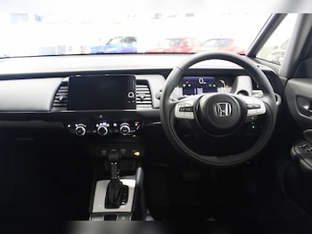 Used Honda Jazz 2021 for sale - 76202359: Photo