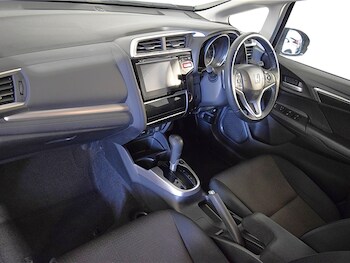 Used Honda Jazz 2017 for sale - 76662392: Photo