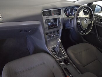 Used Volkswagen Golf 2016 for sale - 75624688: Photo