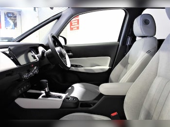Used Honda Jazz 2022 for sale - 76154381: Photo
