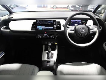 Used Honda Jazz 2022 for sale - 76154381: Photo