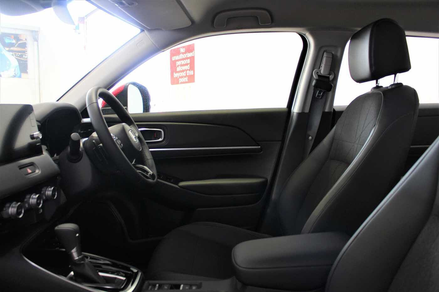 Used Honda HR-V 2022 for sale - 76410269: Photo 2