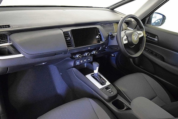 Used Honda Jazz 2024 for sale - 76154367: Photo 2