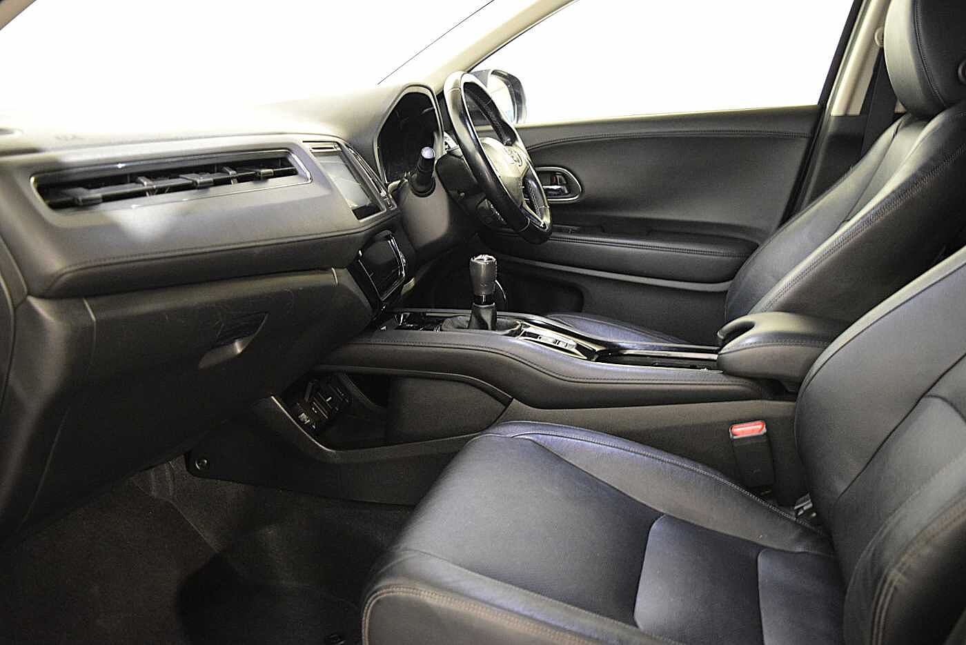 Used Honda HR-V 2019 for sale - 76647416: Photo 2