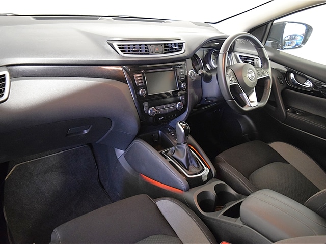 Used Nissan Qashqai 2021 for sale - 76043987: Photo 2