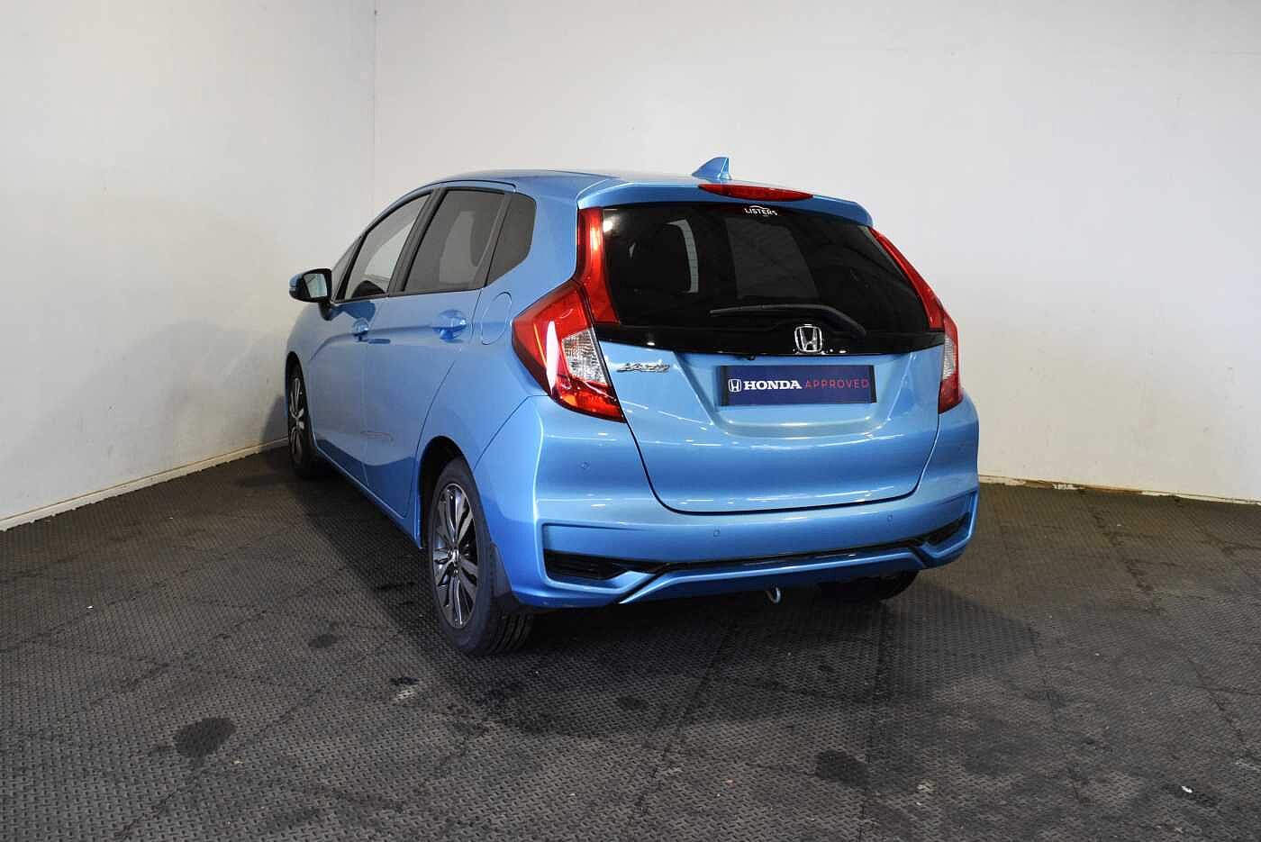 Used Honda Jazz 2018 for sale - 76154369: Photo 3