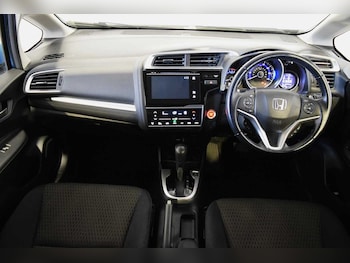Used Honda Jazz 2018 for sale - 76154369: Photo 4