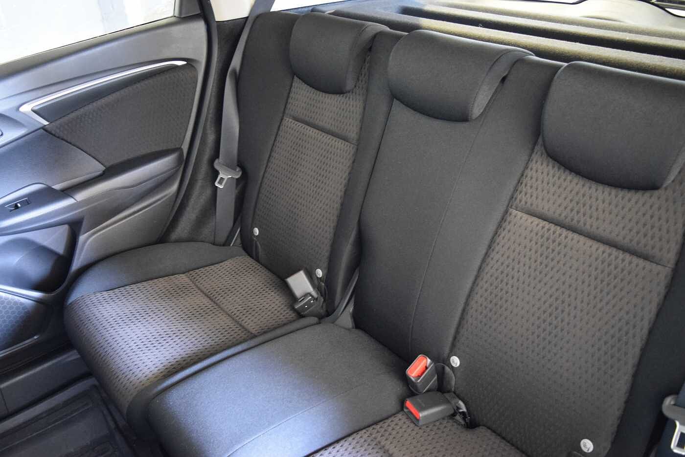 Used Honda Jazz 2018 for sale - 76154369: Photo 8