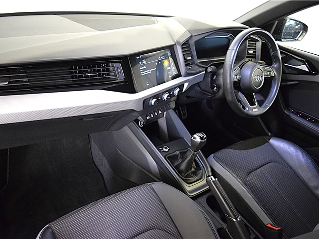 Used Audi A1 2019 for sale - 76389737: Photo 2