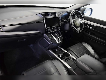 Used Honda CR-V 2019 for sale - 76202296: Photo 2