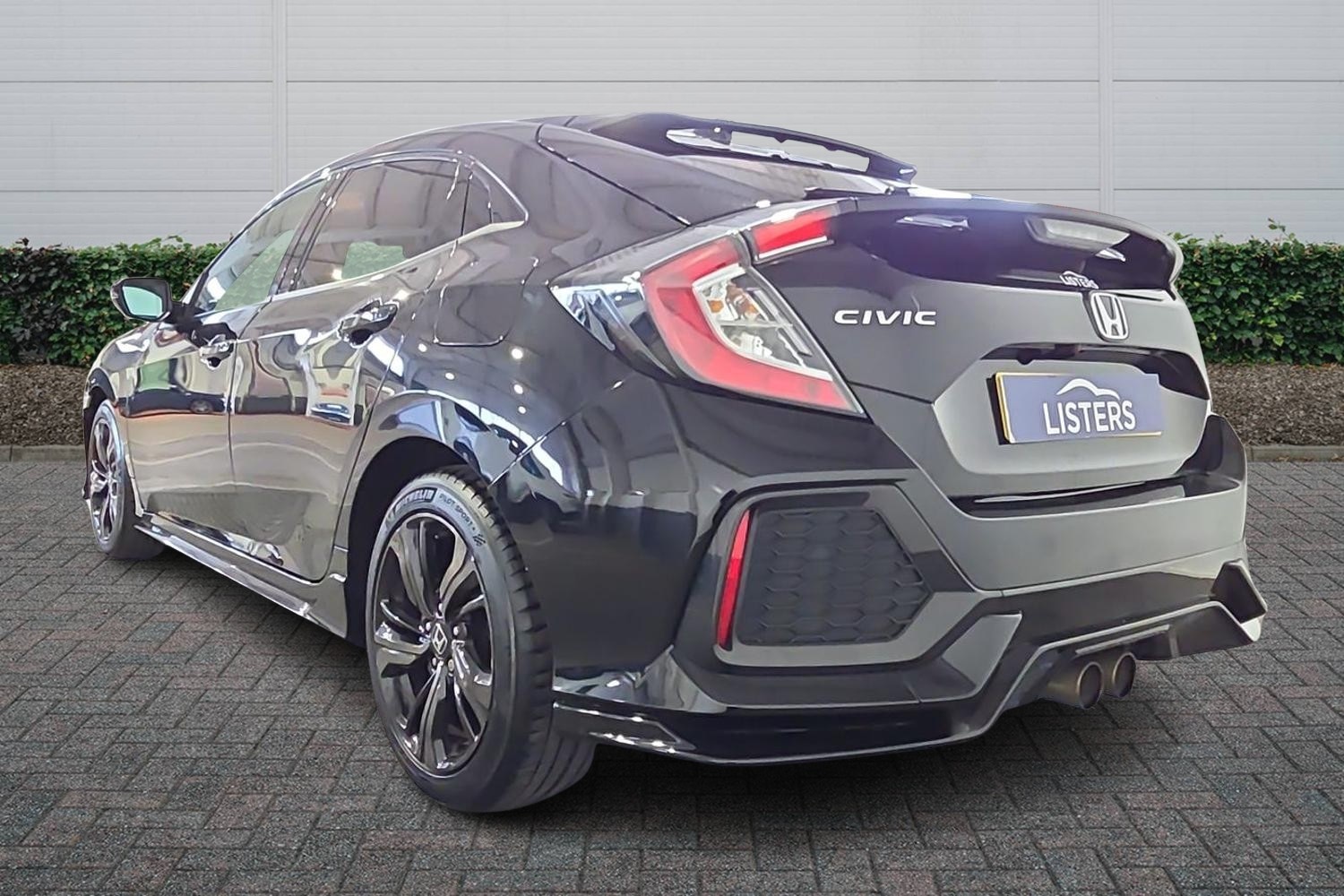 Used Honda Civic 2018 for sale - 78206395: Photo 2