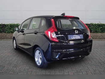 Used Honda Jazz 2016 for sale - 77710768: Photo