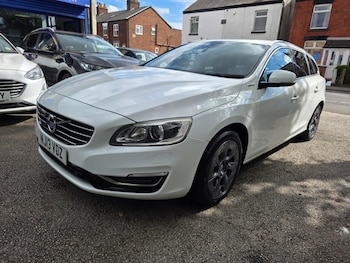 Used Volvo V60 2013 for sale - 75908511: Photo