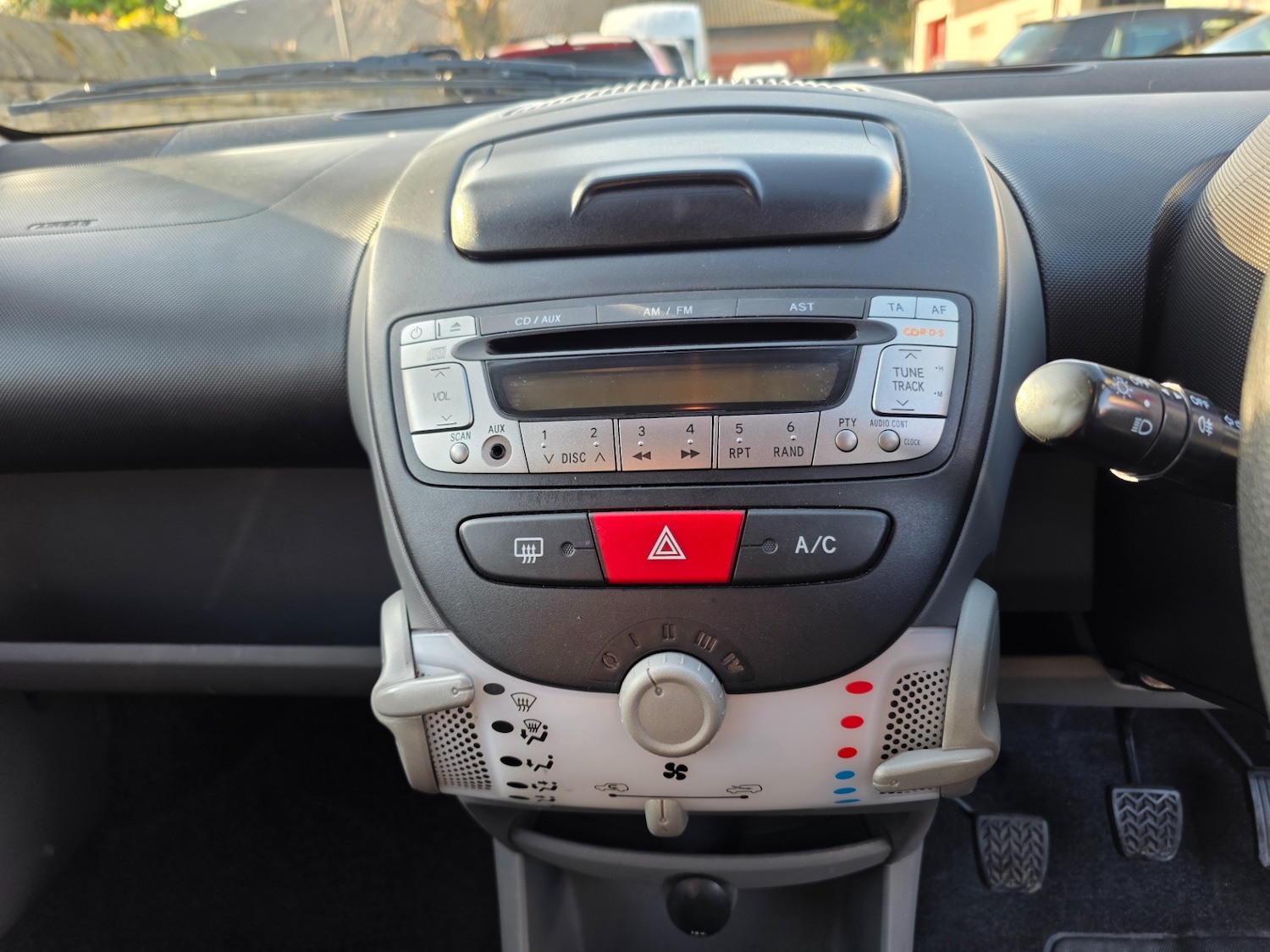 Used Toyota AYGO 2011 for sale - 78167841: Photo 11