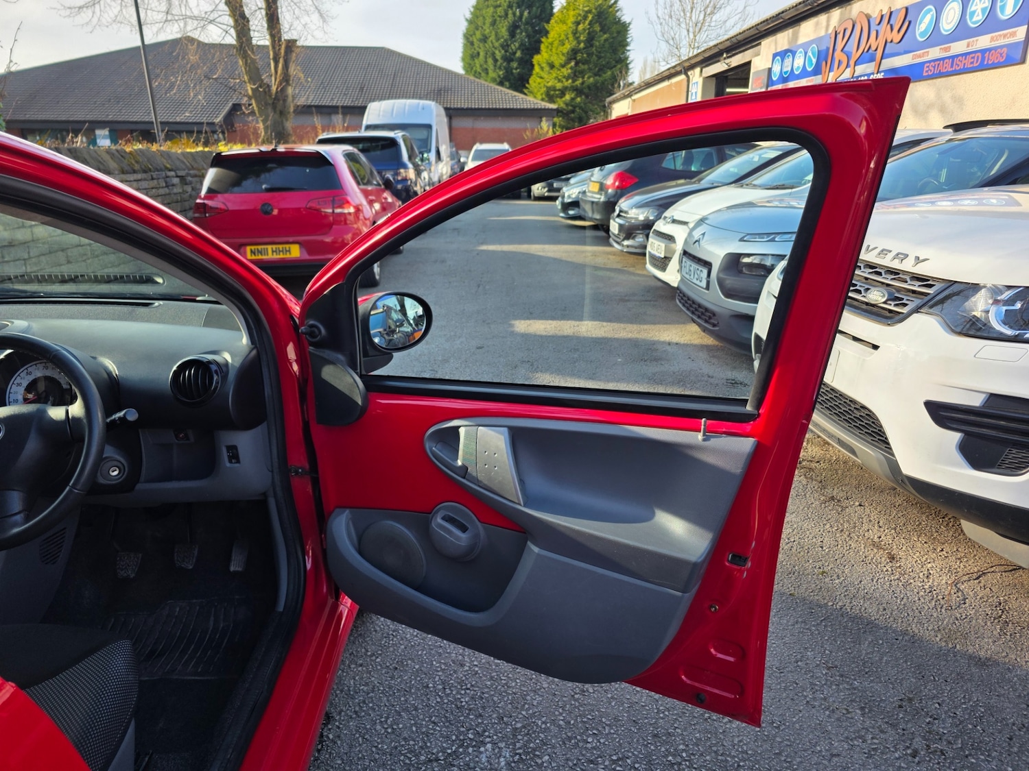 Used Toyota AYGO 2011 for sale - 78167841: Photo 17
