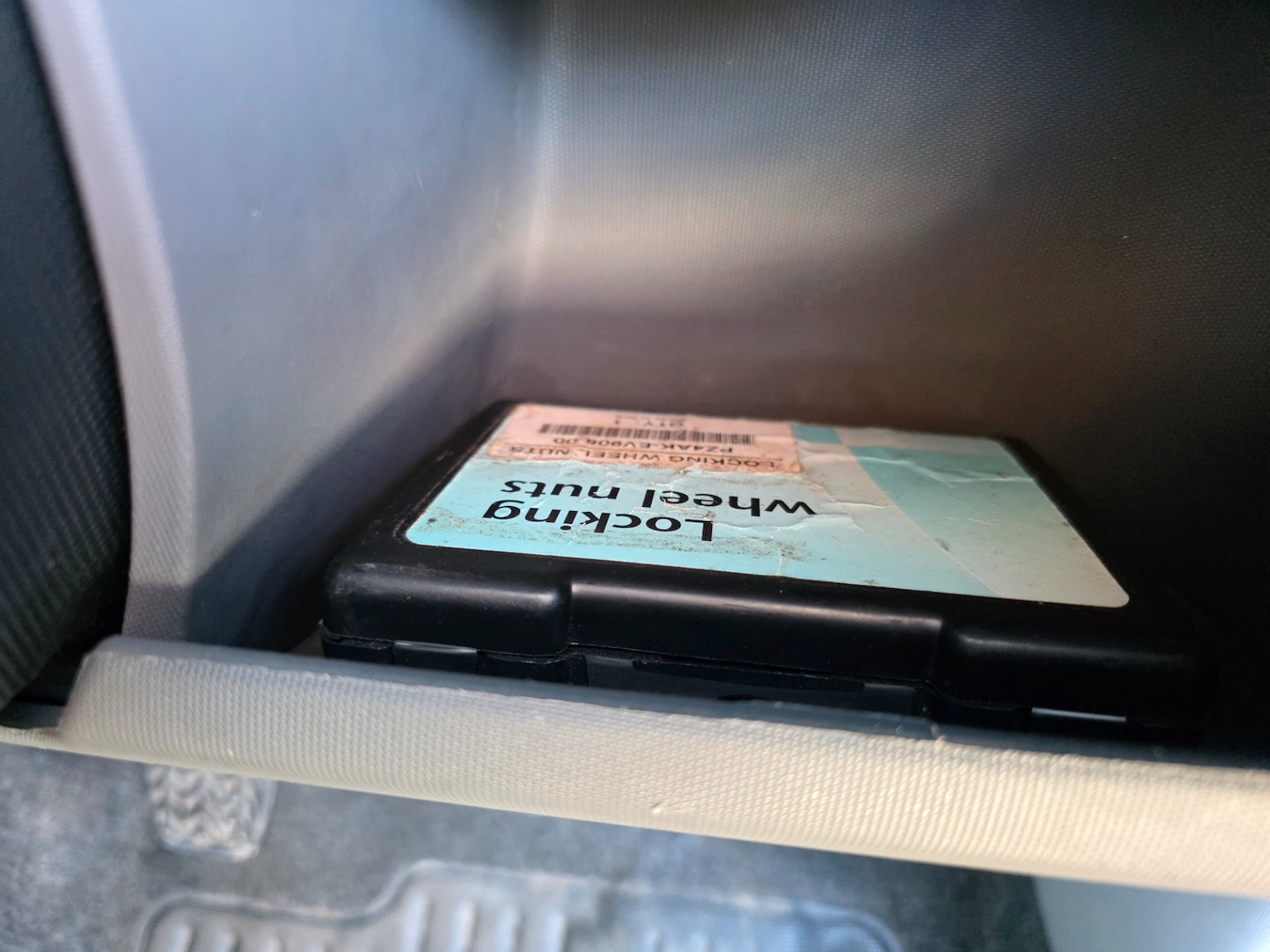 Used Toyota AYGO 2011 for sale - 78167841: Photo 23