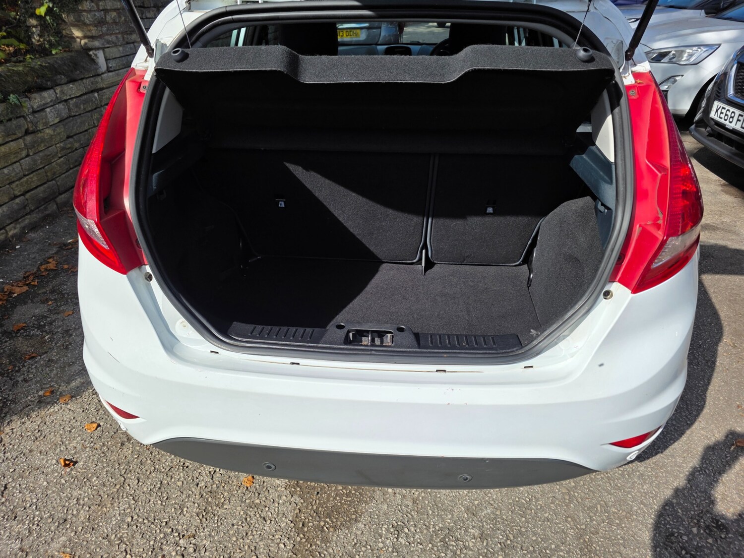 Used Ford Fiesta 2012 for sale - 76025959: Photo 12