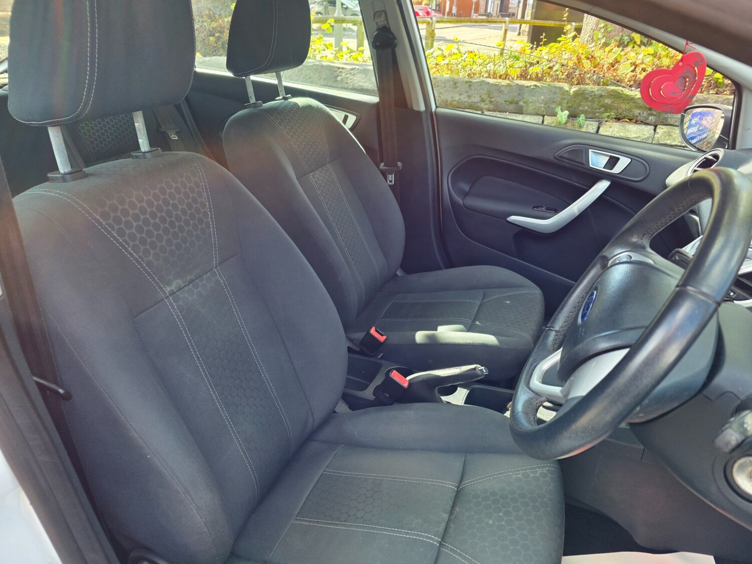 Used Ford Fiesta 2012 for sale - 76025959: Photo 16