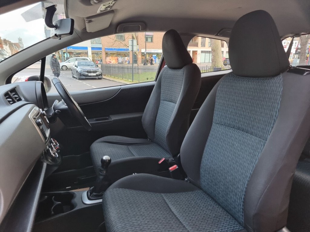 Used Toyota Yaris 2012 for sale - 77477758: Photo 27