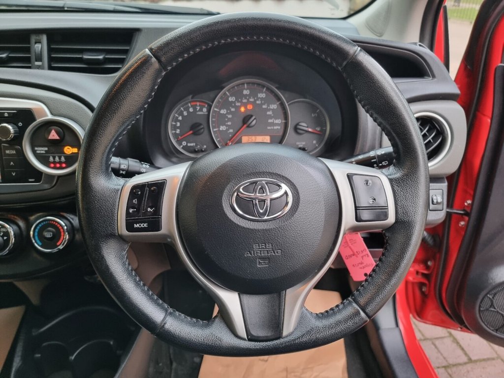 Used Toyota Yaris 2012 for sale - 77477758: Photo 37