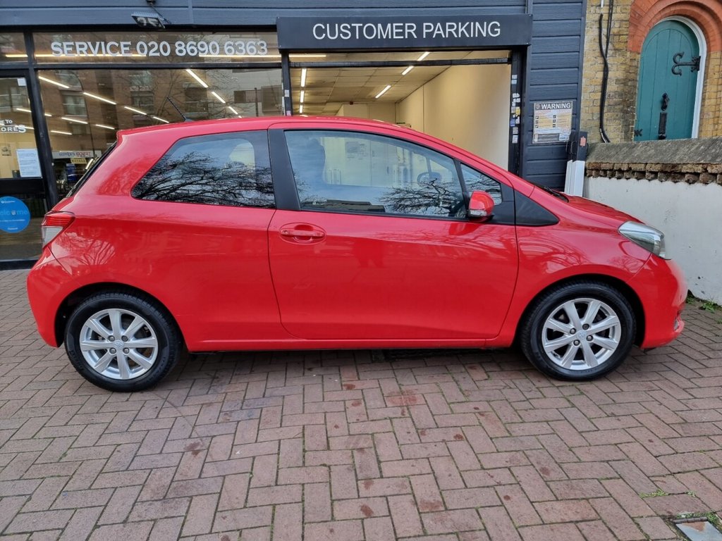 Used Toyota Yaris 2012 for sale - 77477758: Photo 9