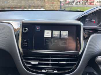 Used Peugeot 2008 2017 for sale - 75195708: Photo