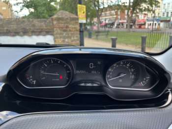 Used Peugeot 2008 2017 for sale - 75195708: Photo