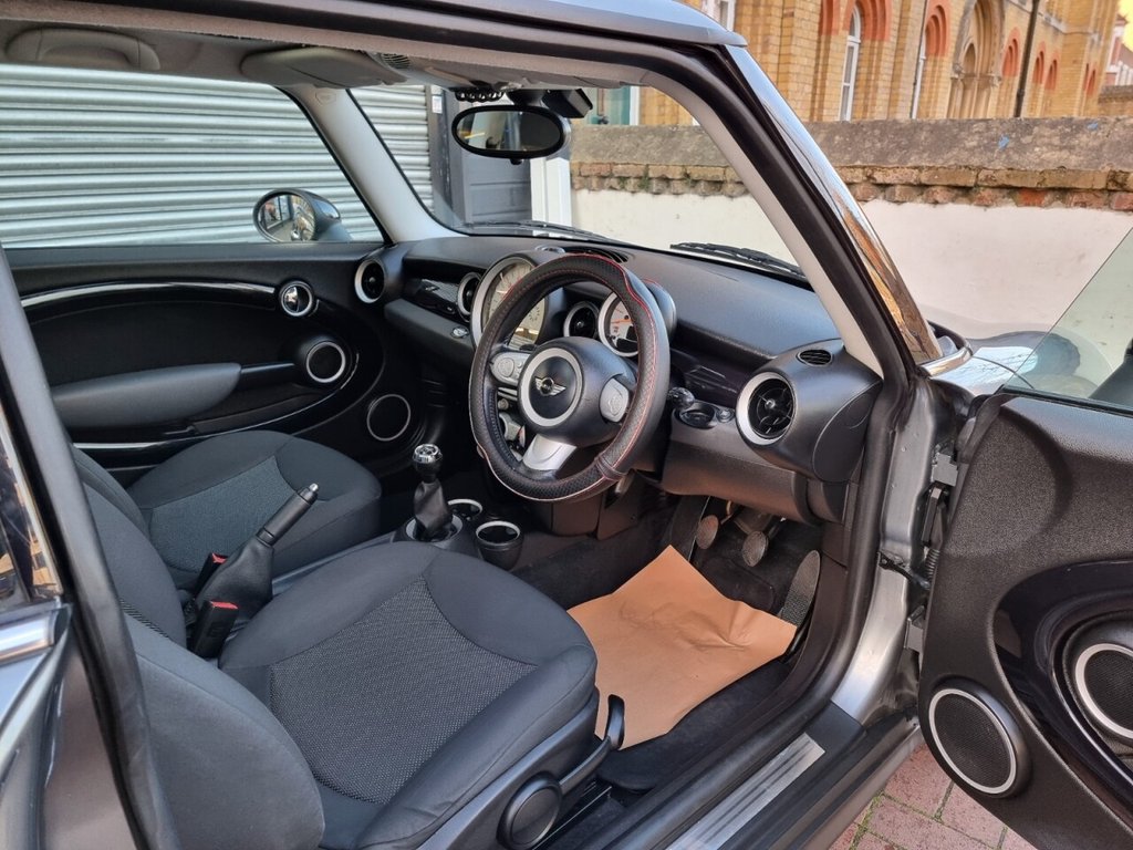 Used MINI Hatch 2010 for sale - 76783579: Photo 11